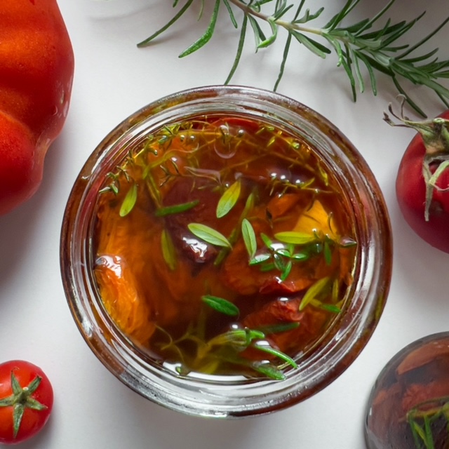 Notre recette de tomates confites d'excellence aromatiques et gourmandes